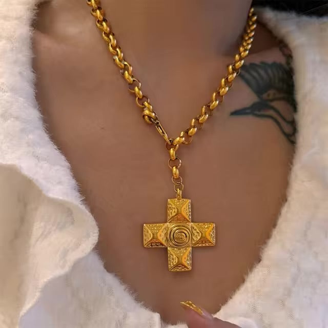 Bermuda necklace