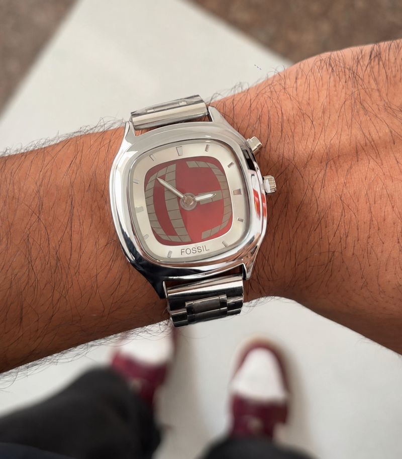 Y2k Digital Watch Red (Square)