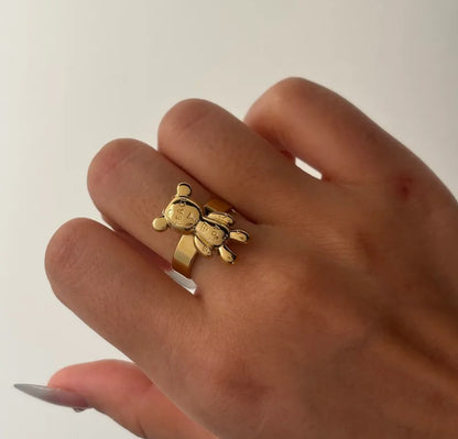 Teddy Ring